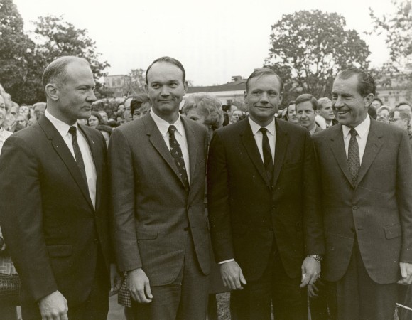 Armstrong, Aldrin and Collins meeting President Nixon